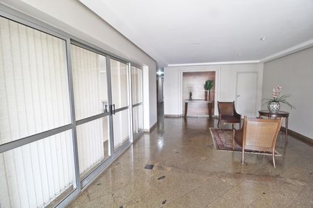Apartamento para alugar com 100m², 3 quartos e 1 vagaHall social