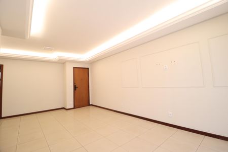Sala de apartamento para alugar com 3 quartos, 100m² em Martins, Uberlândia