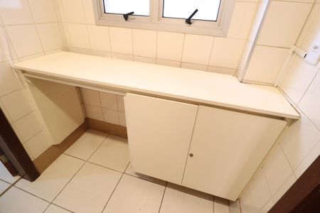Apartamento para alugar com 100m², 3 quartos e 1 vagaÁrea de Serviço