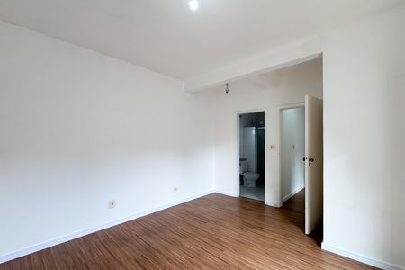 Casa para alugar com 180m², 3 quartos e 1 vagaSuíte