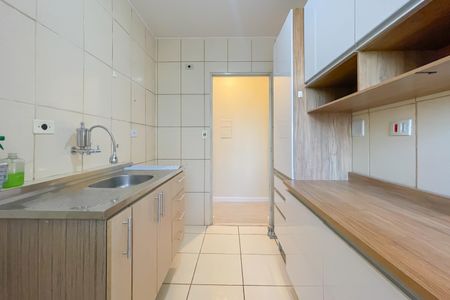 Apartamento para alugar com 55m², 2 quartos e 1 vaga Apartamento para alugar com 55m², 2 quartos e 1 vagaCozinha e Área de Serviço
