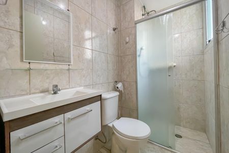 Apartamento para alugar com 55m², 2 quartos e 1 vaga Apartamento para alugar com 55m², 2 quartos e 1 vagaBanheiro