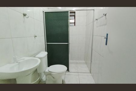 Casa para alugar com 90m², 2 quartos e 2 vagas Casa para alugar com 90m², 2 quartos e 2 vagasBanheiro