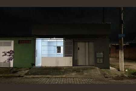 Casa para alugar com 90m², 2 quartos e 2 vagas Casa para alugar com 90m², 2 quartos e 2 vagasFachada