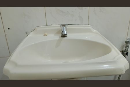 Casa para alugar com 90m², 2 quartos e 2 vagas Casa para alugar com 90m², 2 quartos e 2 vagasSuíte