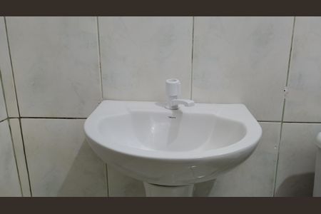 Casa para alugar com 90m², 2 quartos e 2 vagas Casa para alugar com 90m², 2 quartos e 2 vagasBanheiro