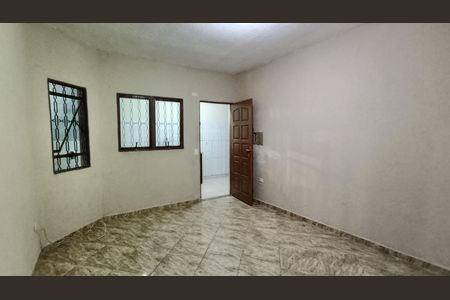 Sala de casa para alugar com 2 quartos, 90m² em Vila Urupes, Suzano