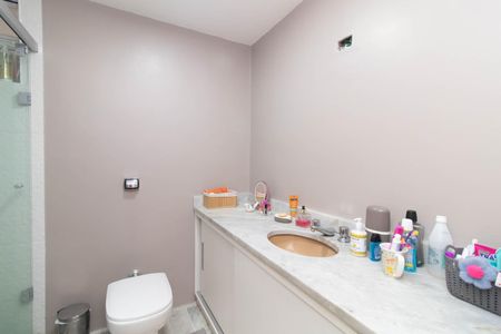 Apartamento para alugar com 77m², 2 quartos e 1 vagaBanheiro