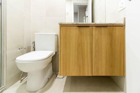 Apartamento à venda com 140m², 3 quartos e 2 vagas Apartamento à venda com 140m², 3 quartos e 2 vagasBanheiro da Suíte 3