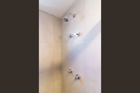 Apartamento à venda com 140m², 3 quartos e 2 vagas Apartamento à venda com 140m², 3 quartos e 2 vagasBanheiro da Suíte 1