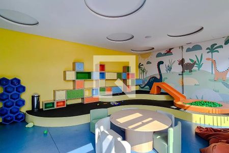 Apartamento à venda com 140m², 3 quartos e 2 vagas Apartamento à venda com 140m², 3 quartos e 2 vagasBrinquedoteca