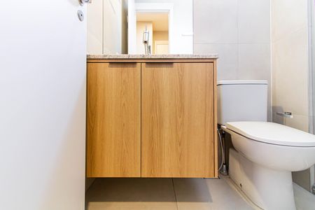 Apartamento à venda com 140m², 3 quartos e 2 vagas Apartamento à venda com 140m², 3 quartos e 2 vagasBanheiro da Suíte 2