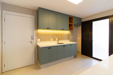 Apartamento à venda com 140m², 3 quartos e 2 vagas Apartamento à venda com 140m², 3 quartos e 2 vagasCozinha