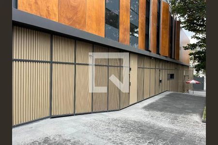 Apartamento à venda com 140m², 3 quartos e 2 vagas Apartamento à venda com 140m², 3 quartos e 2 vagasFachada