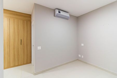 Apartamento à venda com 140m², 3 quartos e 2 vagas Apartamento à venda com 140m², 3 quartos e 2 vagasSuíte 1