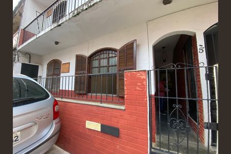 Casa à venda com 90m², 3 quartos e 1 vaga Casa à venda com 90m², 3 quartos e 1 vagaFachada