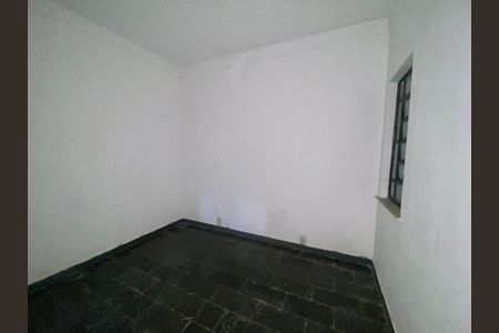 Casa à venda com 90m², 3 quartos e 1 vaga
