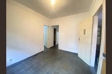 Casa à venda com 90m², 3 quartos e 1 vaga Casa à venda com 90m², 3 quartos e 1 vagaSala