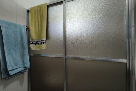 Casa de condomínio à venda com 213m², 3 quartos e 1 vagaBanheiro Social