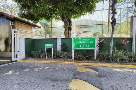 Casa de condomínio à venda com 213m², 3 quartos e 1 vagaCondomínio