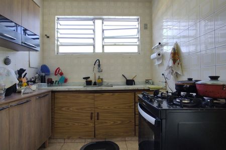 Casa de condomínio à venda com 213m², 3 quartos e 1 vagaCozinha 