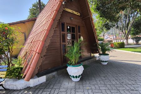 Casa de condomínio à venda com 213m², 3 quartos e 1 vagaÁrea comum