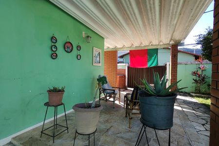 Casa de condomínio à venda com 213m², 3 quartos e 1 vagaQuintal