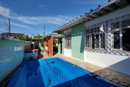 Casa de condomínio à venda com 213m², 3 quartos e 1 vagaFachada