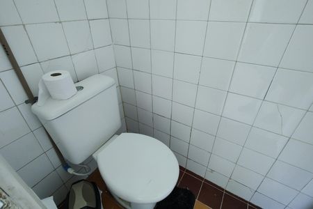 Casa de condomínio à venda com 213m², 3 quartos e 1 vagaBanheiro de serviço