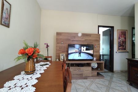Sala de casa de condomínio à venda com 3 quartos, 213m² em Taquara, Rio de Janeiro