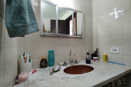 Casa de condomínio à venda com 213m², 3 quartos e 1 vagaBanheiro Social