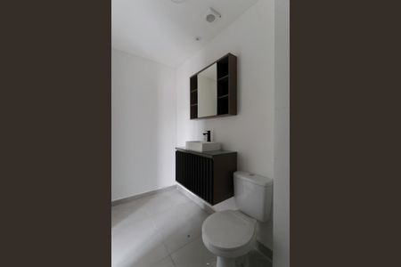 Apartamento à venda com 53m², 2 quartos e 1 vaga Apartamento à venda com 53m², 2 quartos e 1 vagaBanheiro