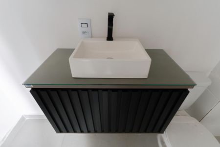 Banheiro de apartamento à venda com 2 quartos, 53m² em Santana, São Paulo
