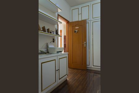 Casa para alugar com 300m², 3 quartos e 3 vagas Casa para alugar com 300m², 3 quartos e 3 vagasQuarto 2