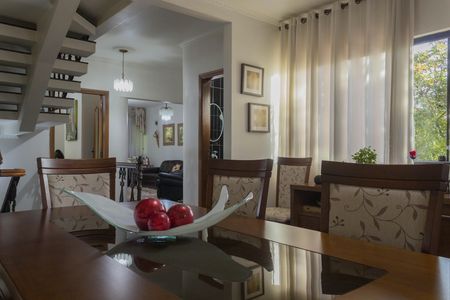 Casa para alugar com 300m², 3 quartos e 3 vagas Casa para alugar com 300m², 3 quartos e 3 vagasSala de Jantar