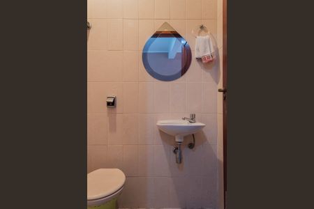 Casa para alugar com 300m², 3 quartos e 3 vagas Casa para alugar com 300m², 3 quartos e 3 vagasBanheiro
