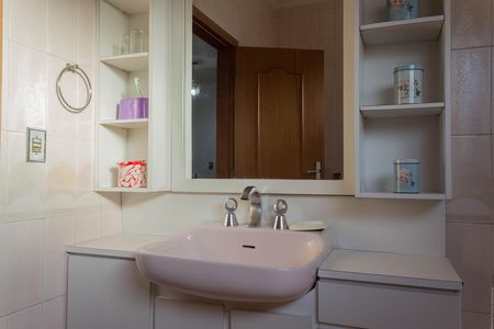 Casa para alugar com 300m², 3 quartos e 3 vagas Casa para alugar com 300m², 3 quartos e 3 vagasBanheiro