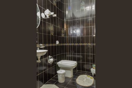 Casa para alugar com 300m², 3 quartos e 3 vagas Casa para alugar com 300m², 3 quartos e 3 vagasLavabo