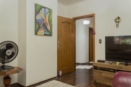 Casa para alugar com 300m², 3 quartos e 3 vagas Casa para alugar com 300m², 3 quartos e 3 vagasSala de TV