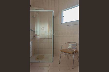 Casa para alugar com 300m², 3 quartos e 3 vagas Casa para alugar com 300m², 3 quartos e 3 vagasBanheiro