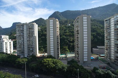 Apartamento à venda com 80m², 2 quartos e 1 vaga Apartamento à venda com 80m², 2 quartos e 1 vagaVista da Varanda