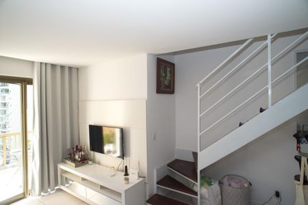Apartamento à venda com 80m², 2 quartos e 1 vaga Apartamento à venda com 80m², 2 quartos e 1 vagaSala