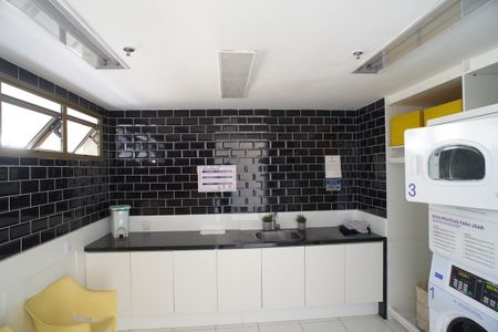 Apartamento à venda com 80m², 2 quartos e 1 vaga Apartamento à venda com 80m², 2 quartos e 1 vagaÁrea Comum - Lavanderia