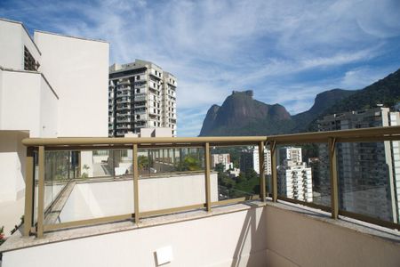 Apartamento à venda com 80m², 2 quartos e 1 vaga Apartamento à venda com 80m², 2 quartos e 1 vagaÁrea Comum - Externas