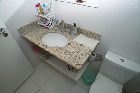 Apartamento à venda com 80m², 2 quartos e 1 vaga Apartamento à venda com 80m², 2 quartos e 1 vagaBanheiro Suíte 2