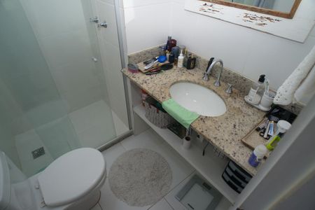 Apartamento à venda com 80m², 2 quartos e 1 vaga Apartamento à venda com 80m², 2 quartos e 1 vagaBanheiro Suíte 1