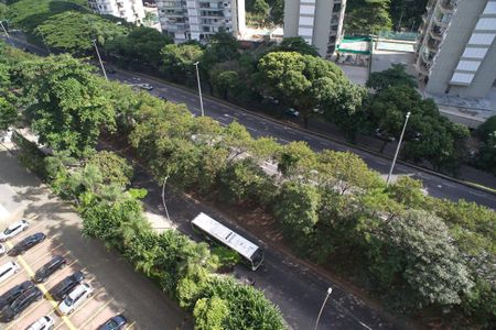 Apartamento à venda com 80m², 2 quartos e 1 vaga Apartamento à venda com 80m², 2 quartos e 1 vagaVista da Varanda