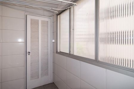 Apartamento à venda com 110m², 3 quartos e 1 vagaÁrea de serviço