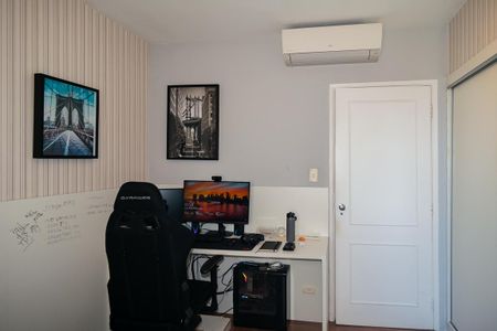 Apartamento à venda com 110m², 3 quartos e 1 vagaQuarto 2
