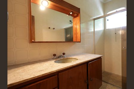 Casa para alugar com 361m², 4 quartos e 4 vagasBanheiro da Suíte 3